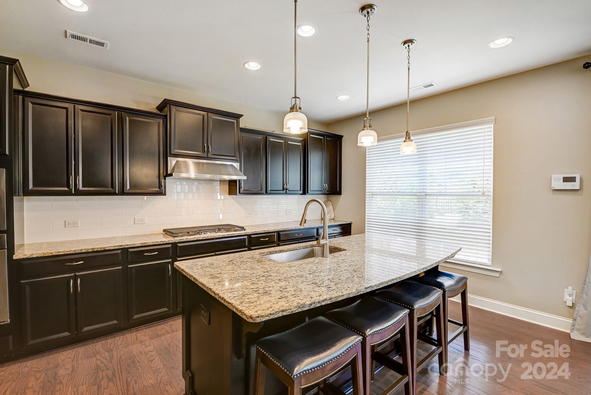 Oakland Pointe - Residential