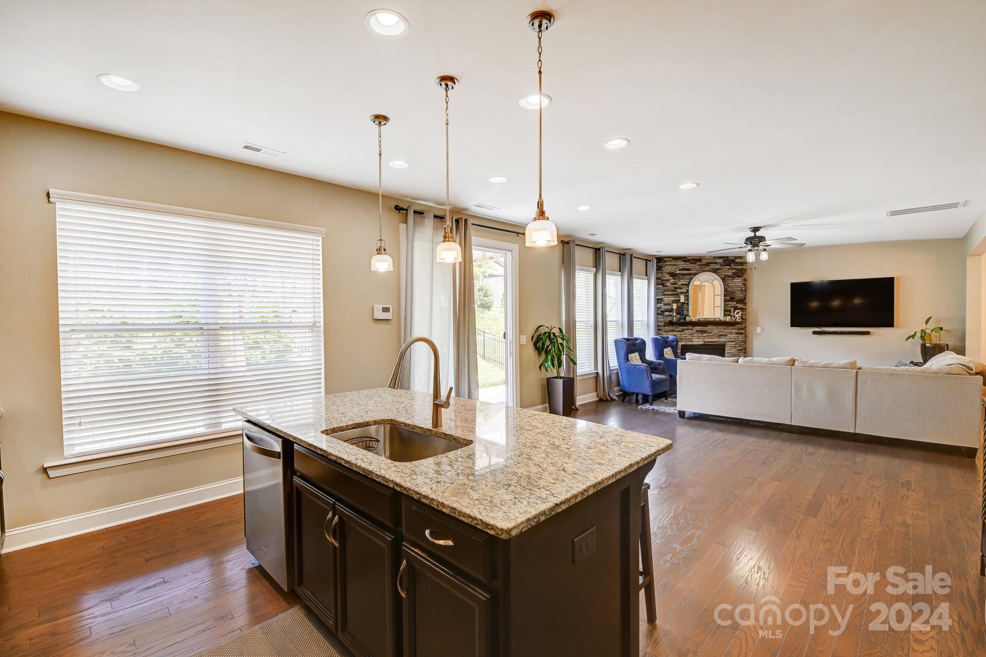 Oakland Pointe - Residential