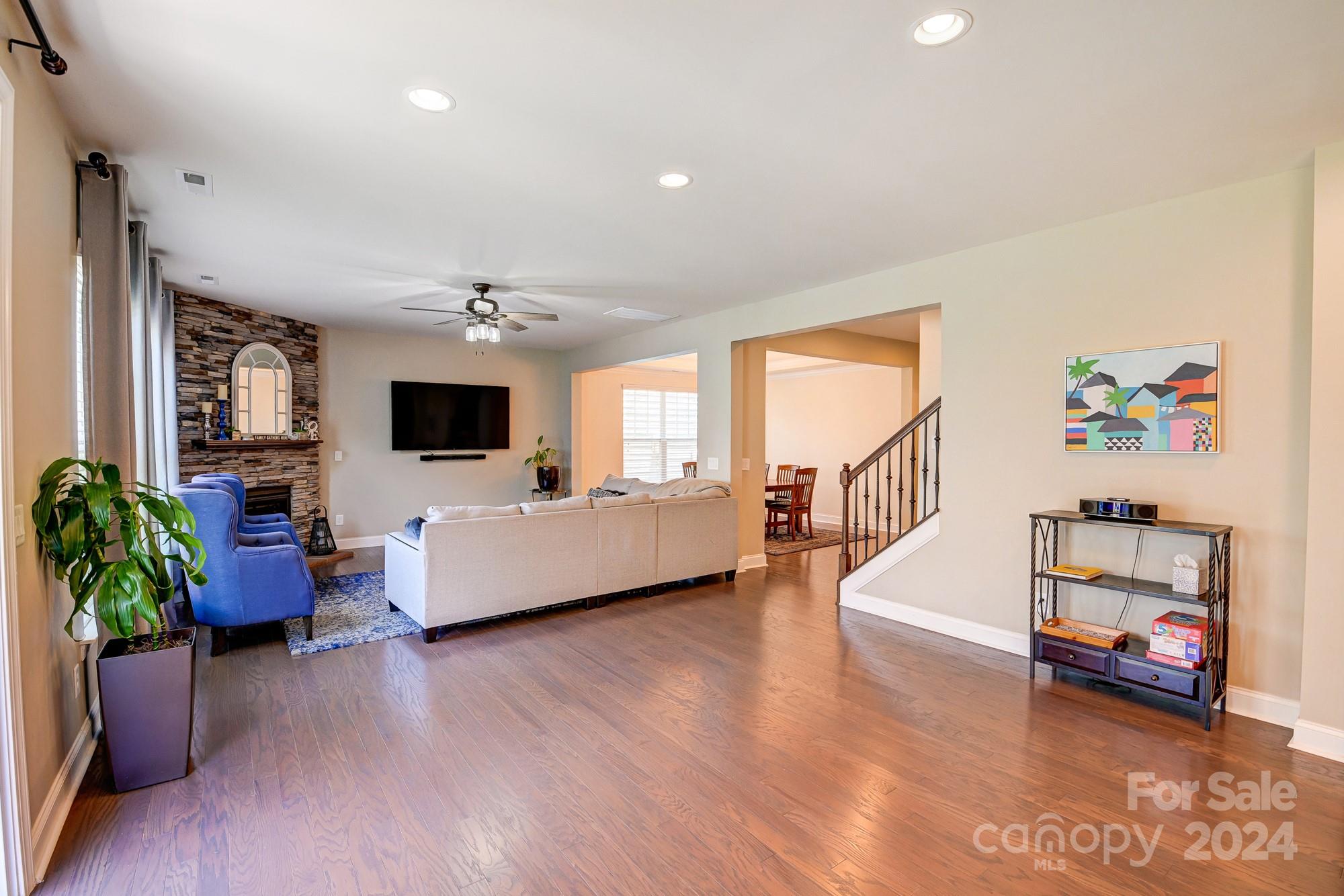 Oakland Pointe - Residential