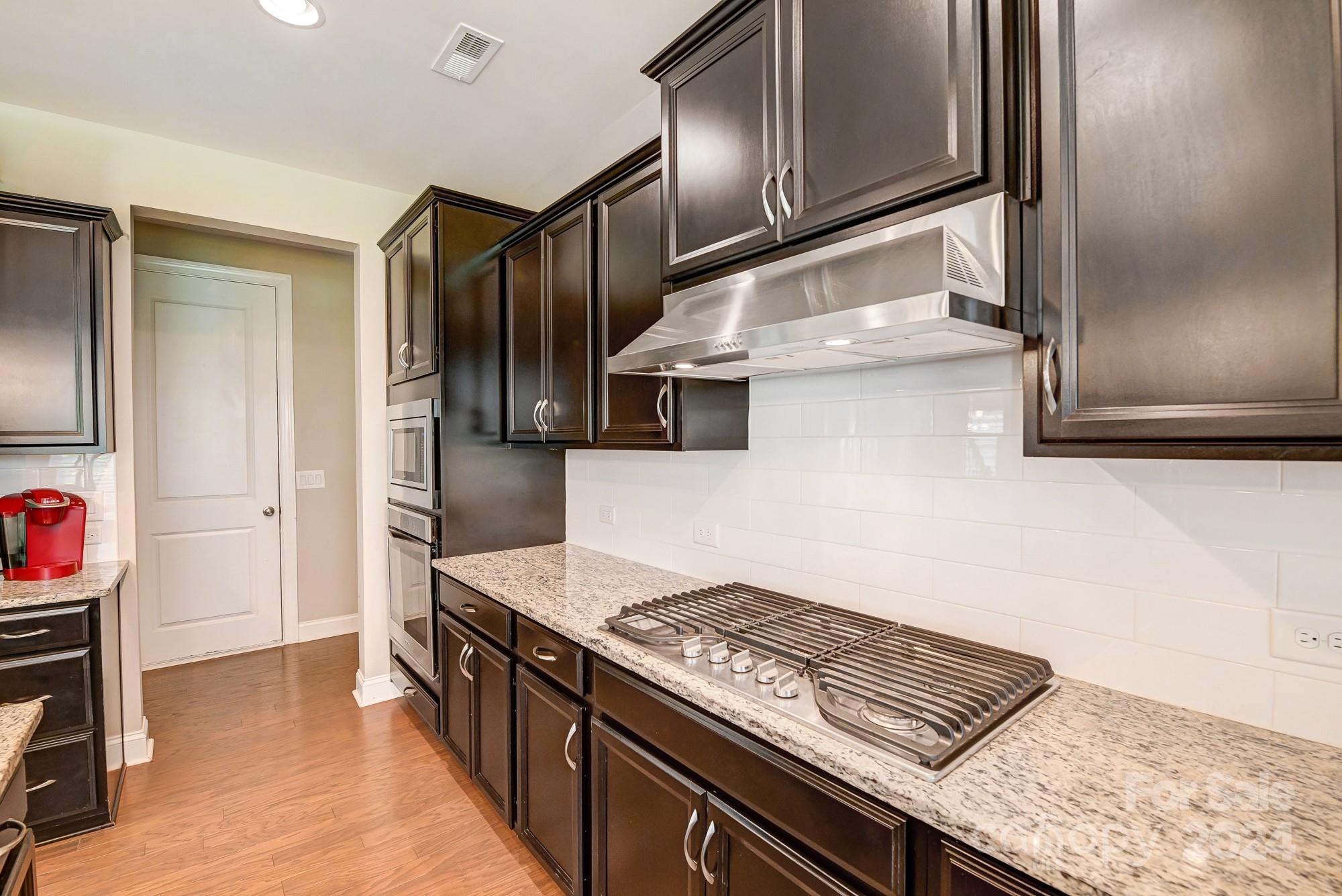 Oakland Pointe - Residential