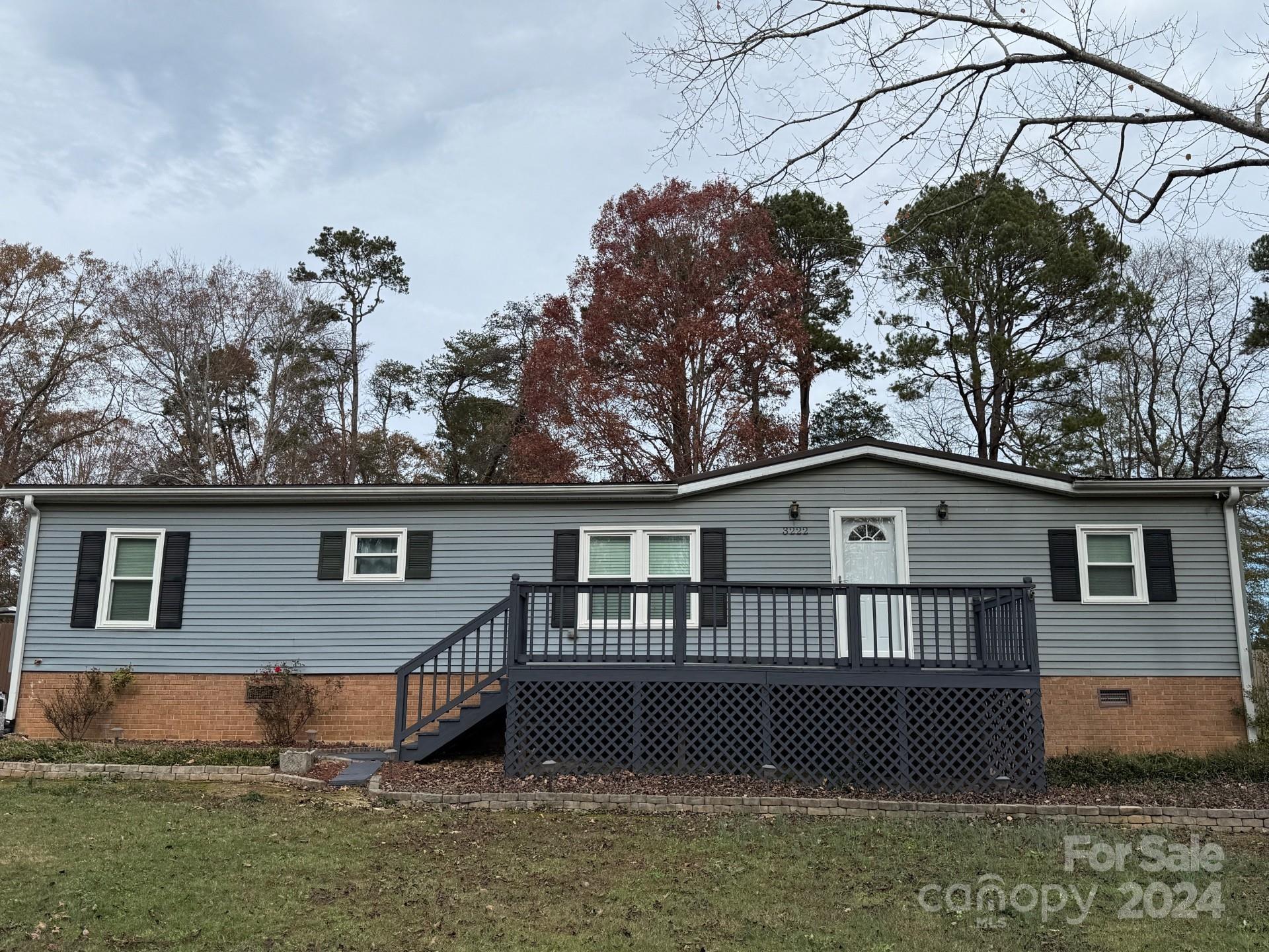 Claremont, North Carolina 28610, United States, 3 Bedrooms Bedrooms, ,2 BathroomsBathrooms,Residential,Under Contract,30740
