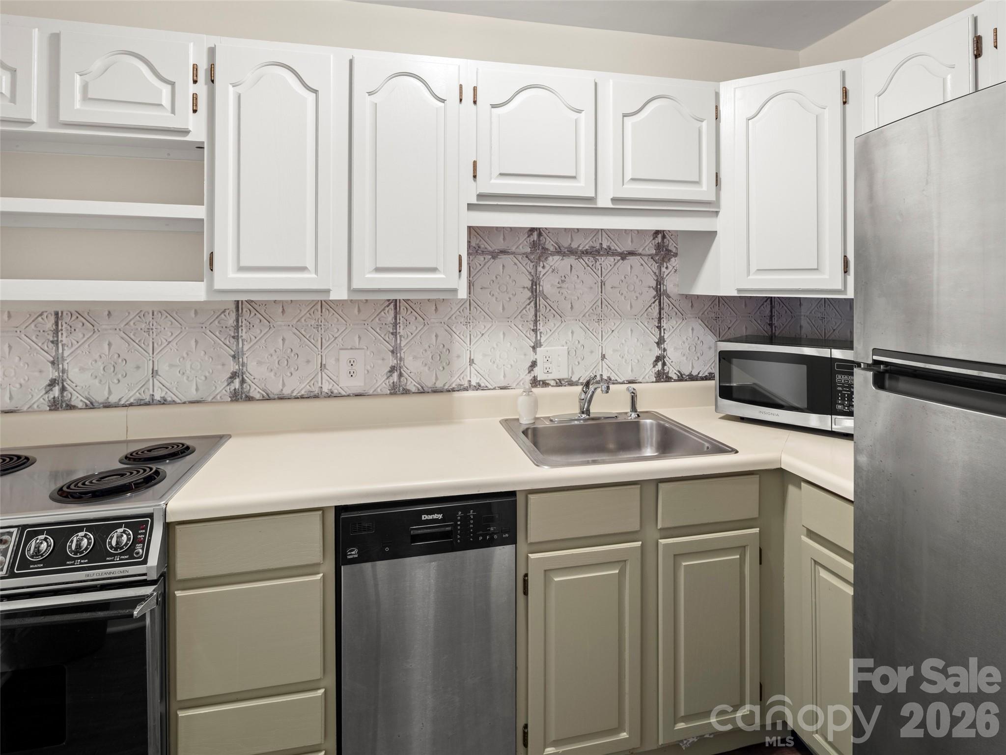 Sunset Ridge Condominiums - Residential