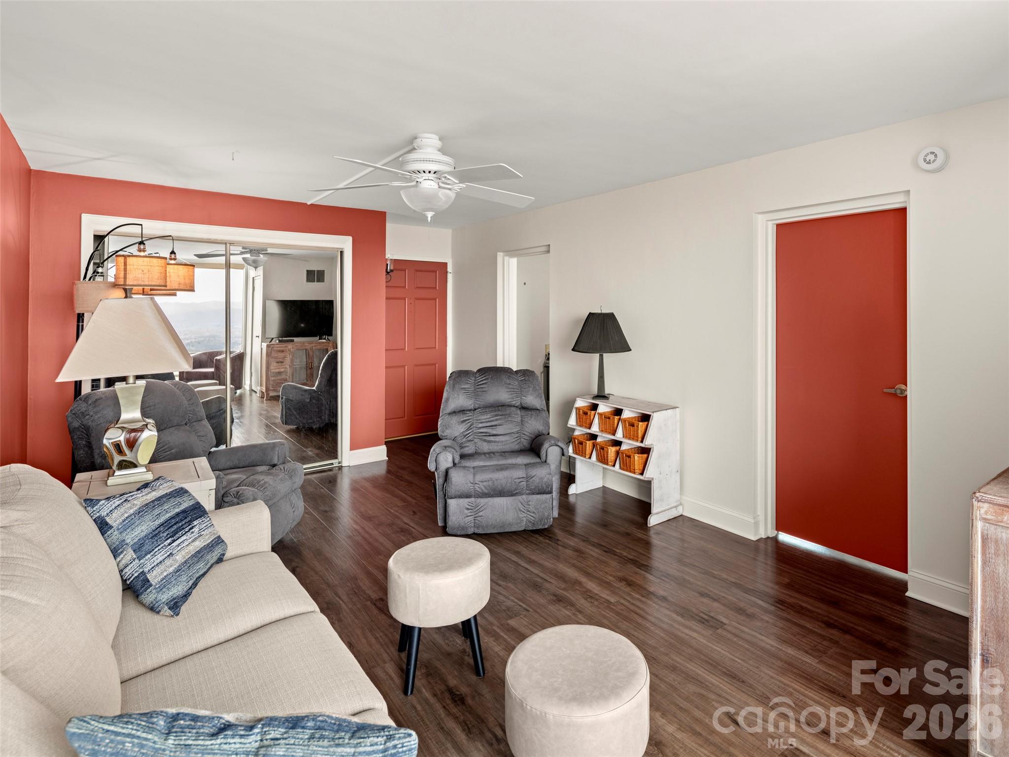 647 Town Mountain Road 612