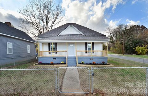 Photo of 1204 4th Street, Statesville, NC 28677 (MLS # 4387569)