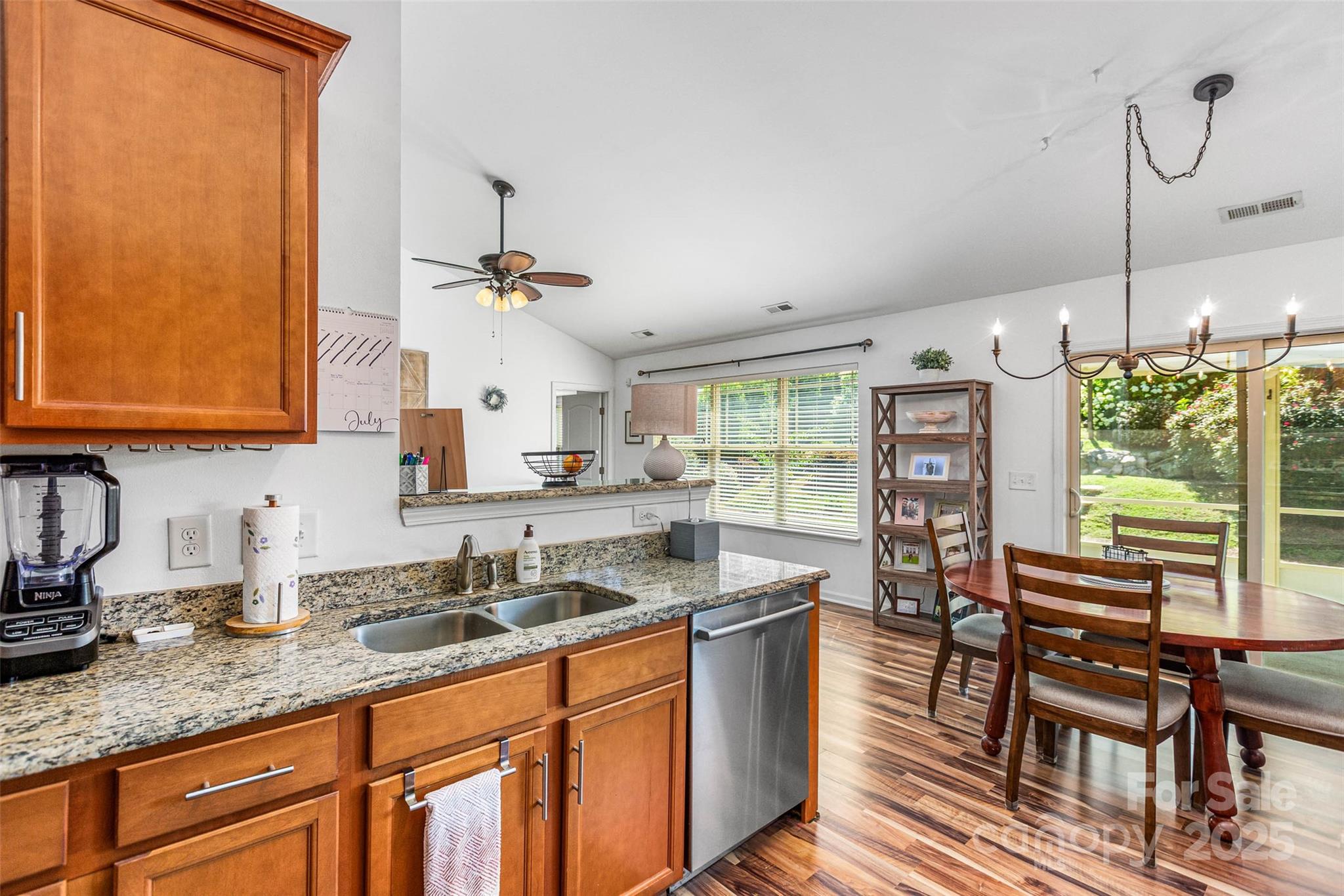 The Vineyards at Lexington - Residential