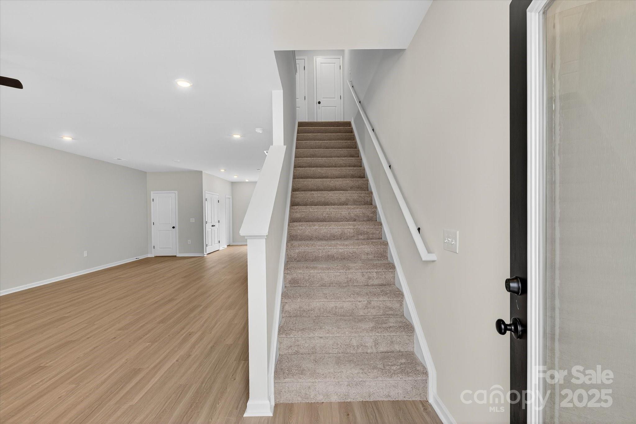 1986 W Davidson Avenue