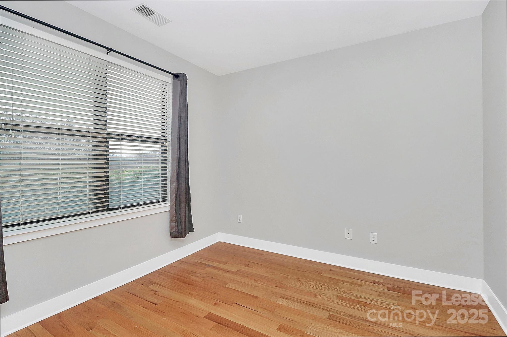 M Street - Residential Lease