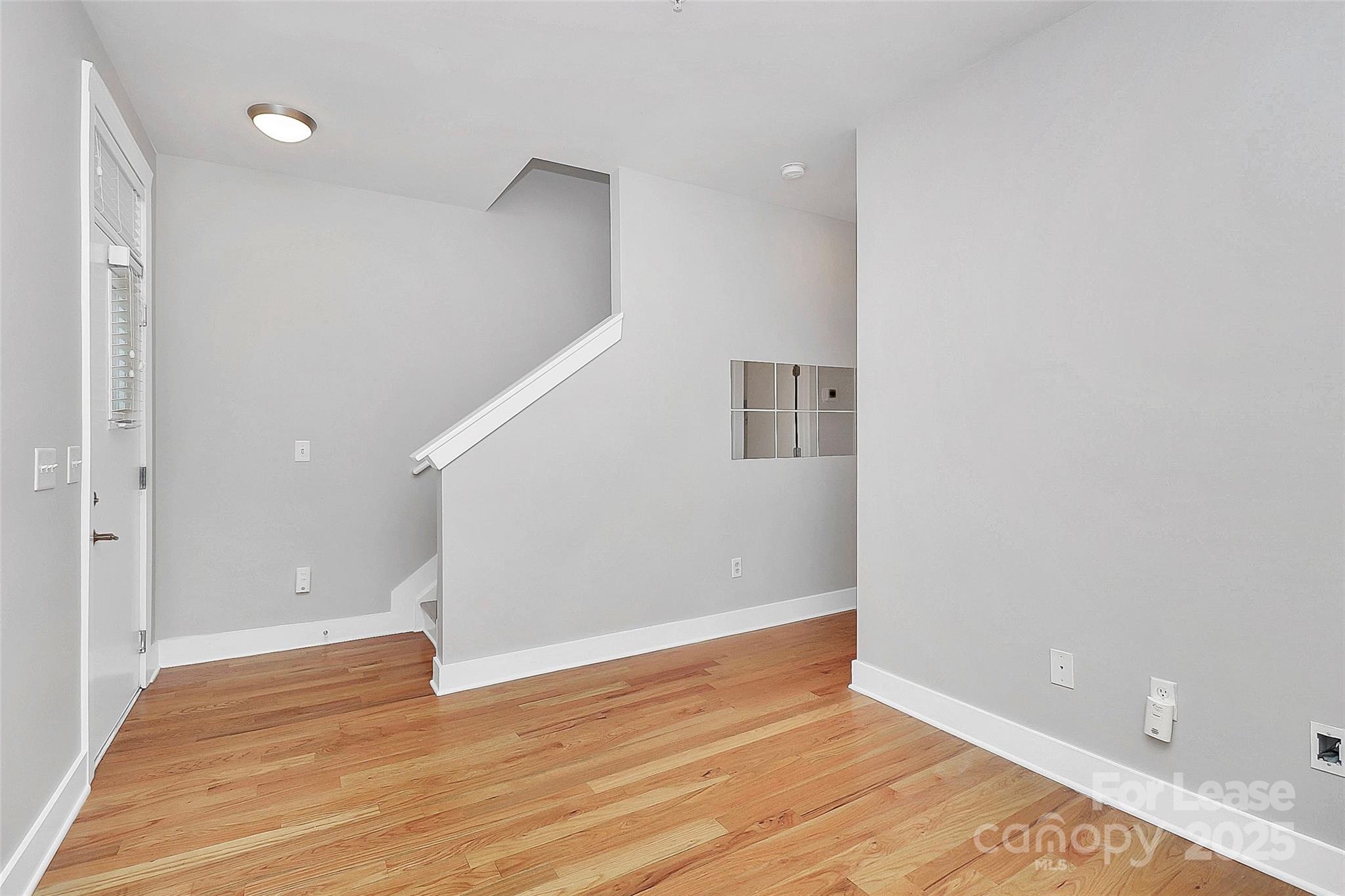 M Street - Residential Lease