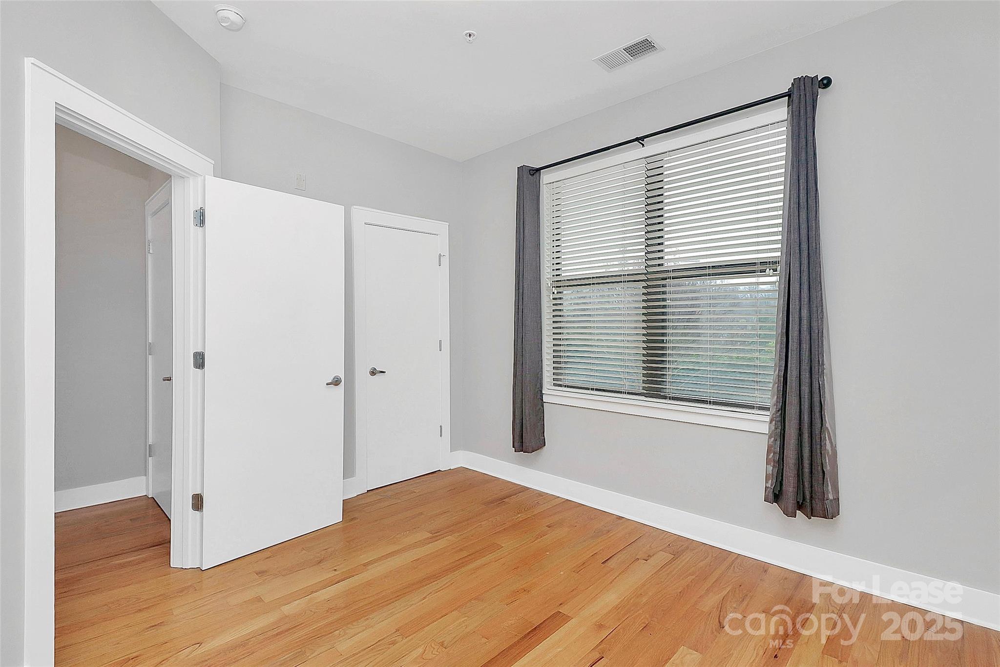 M Street - Residential Lease