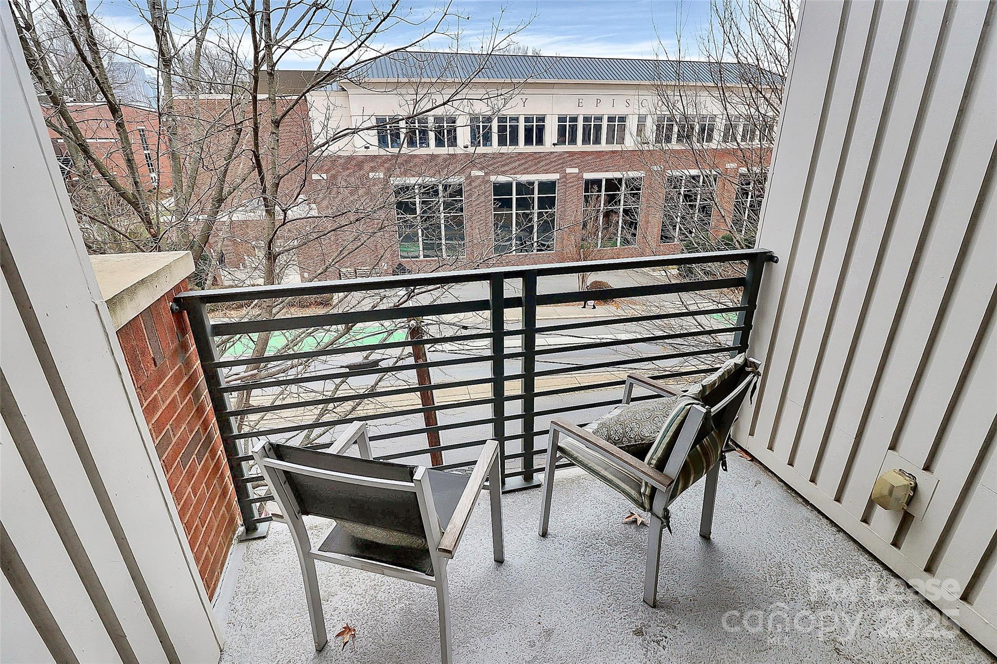 M Street - Residential Lease