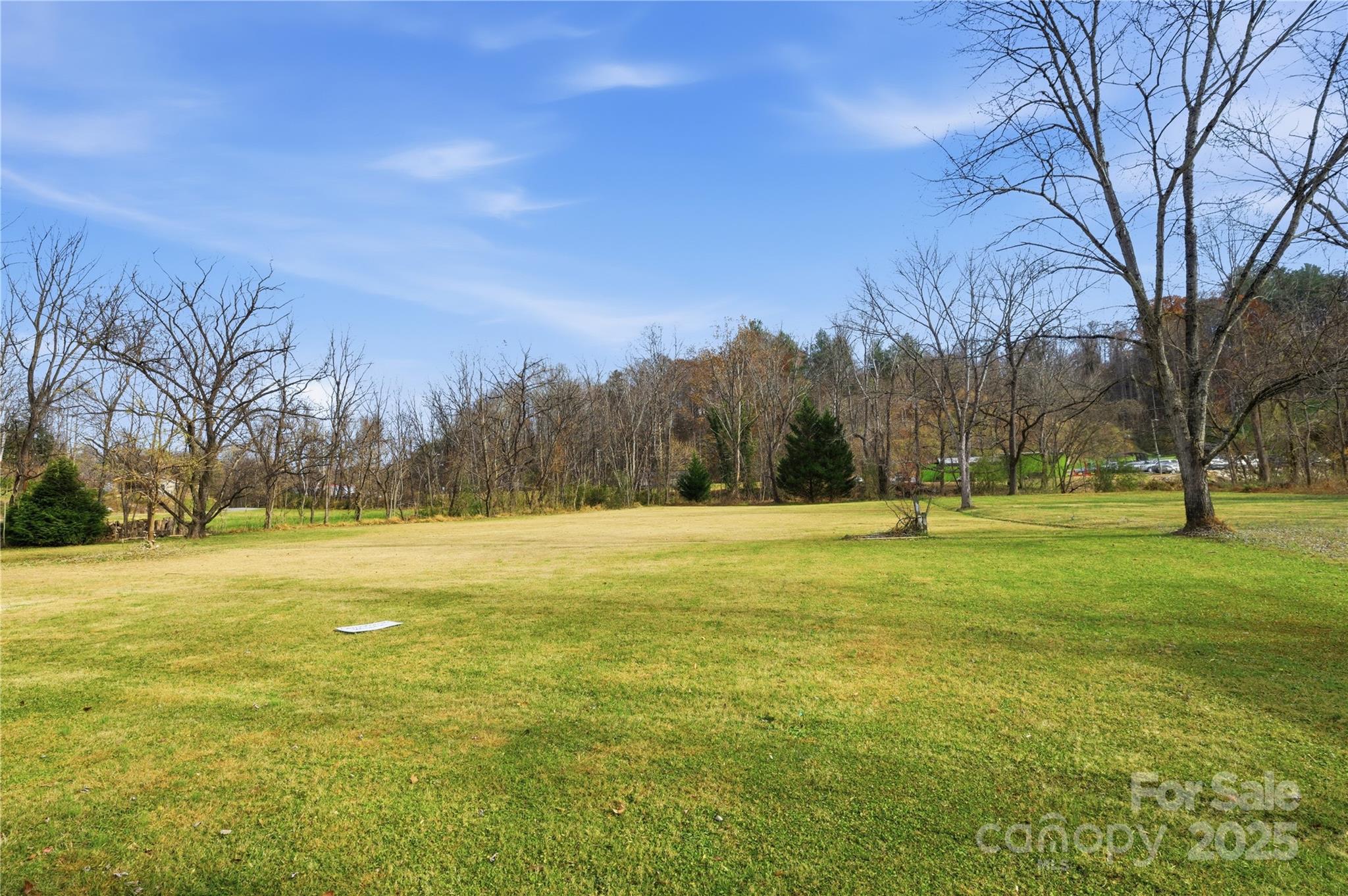 940 Meadowlane Drive NW