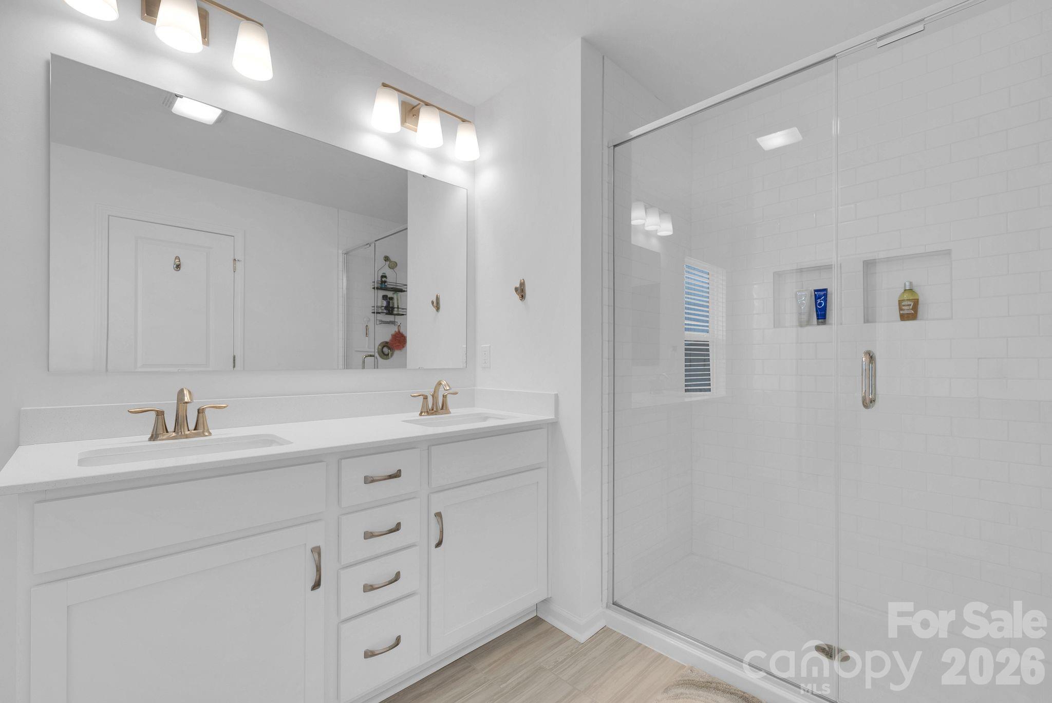 The Glenns - Residential