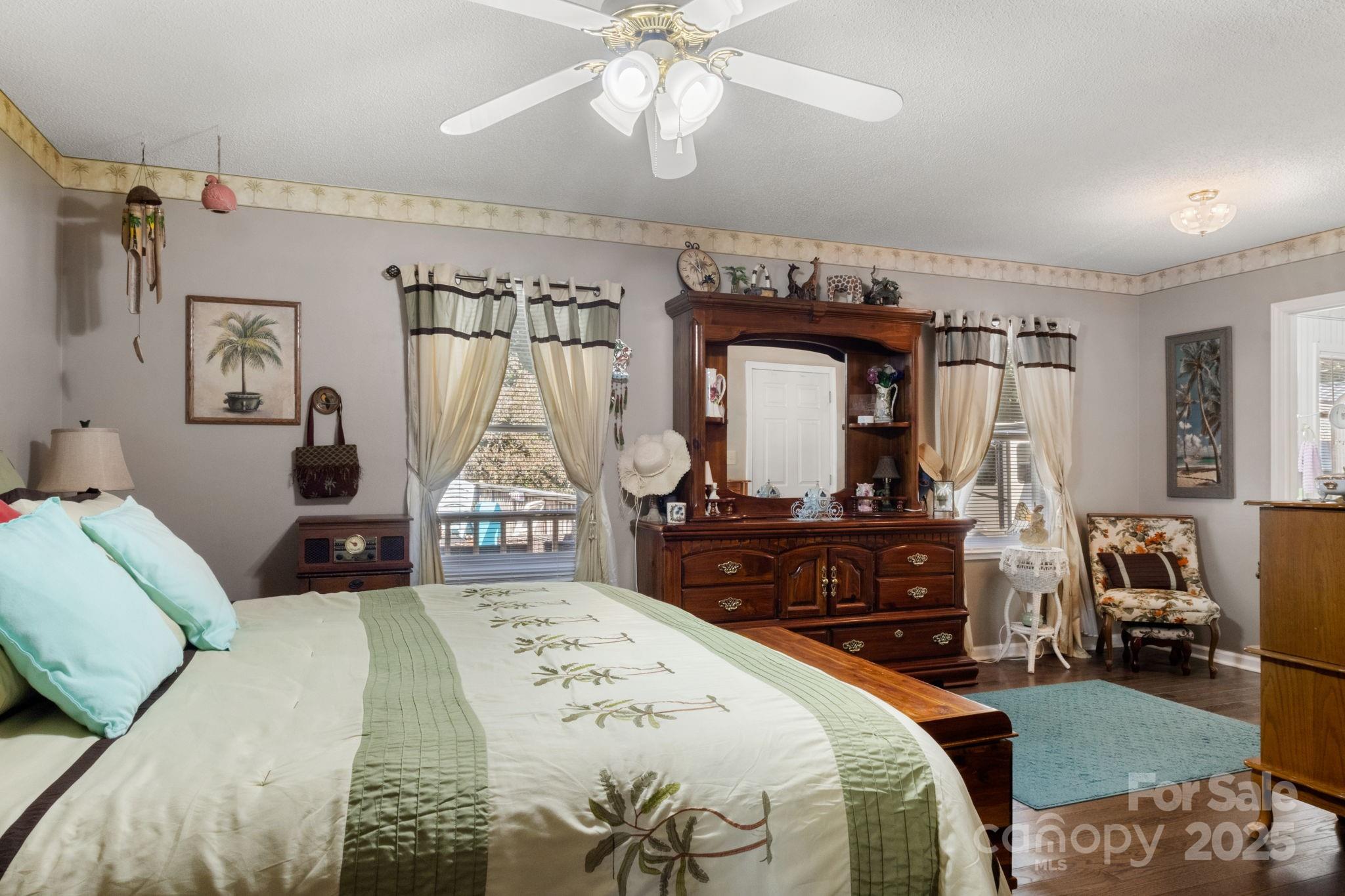 Laurel Glen - Residential