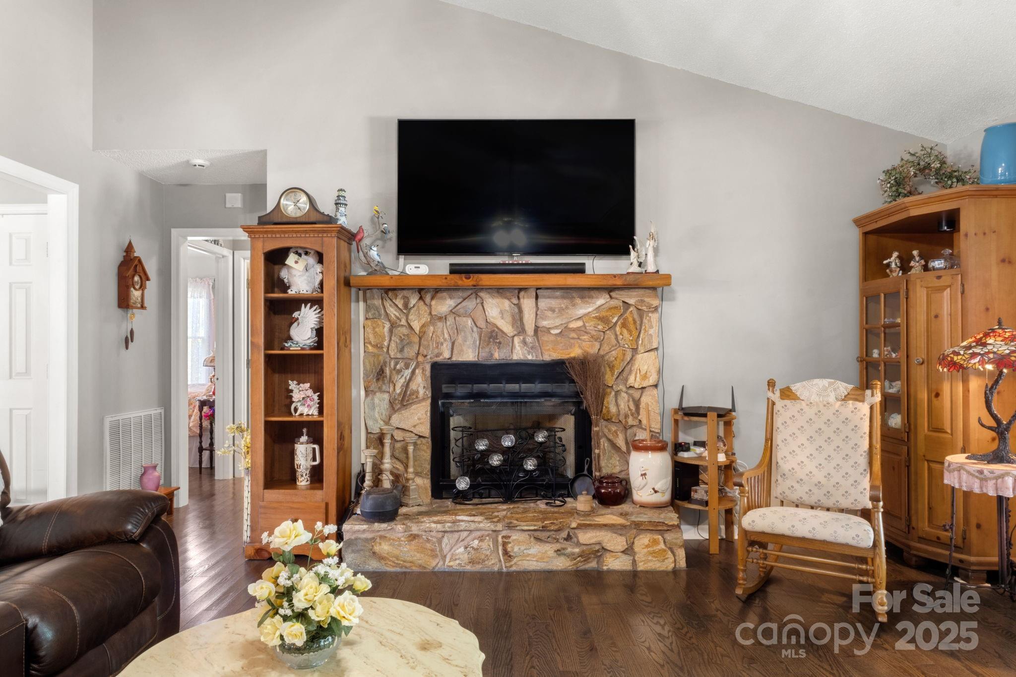 Laurel Glen - Residential