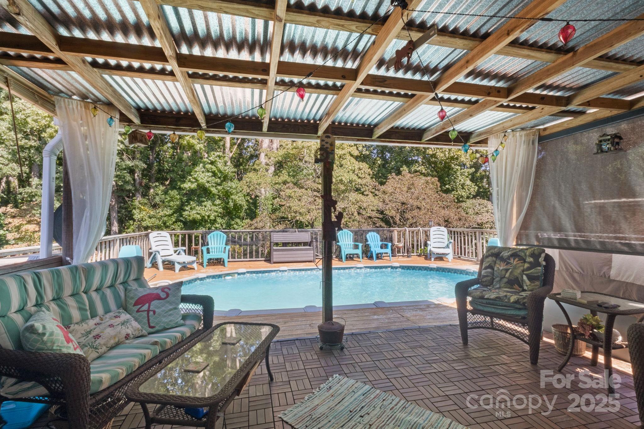 Laurel Glen - Residential