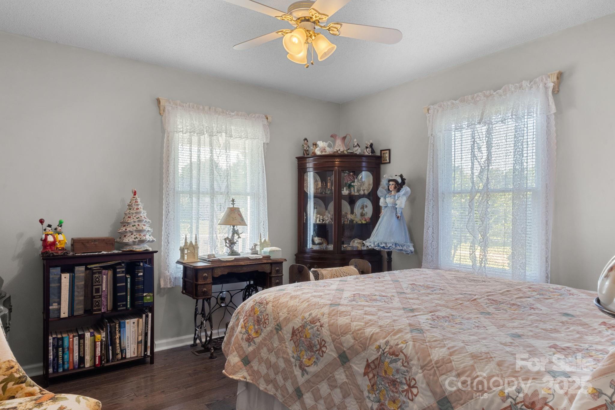 Laurel Glen - Residential