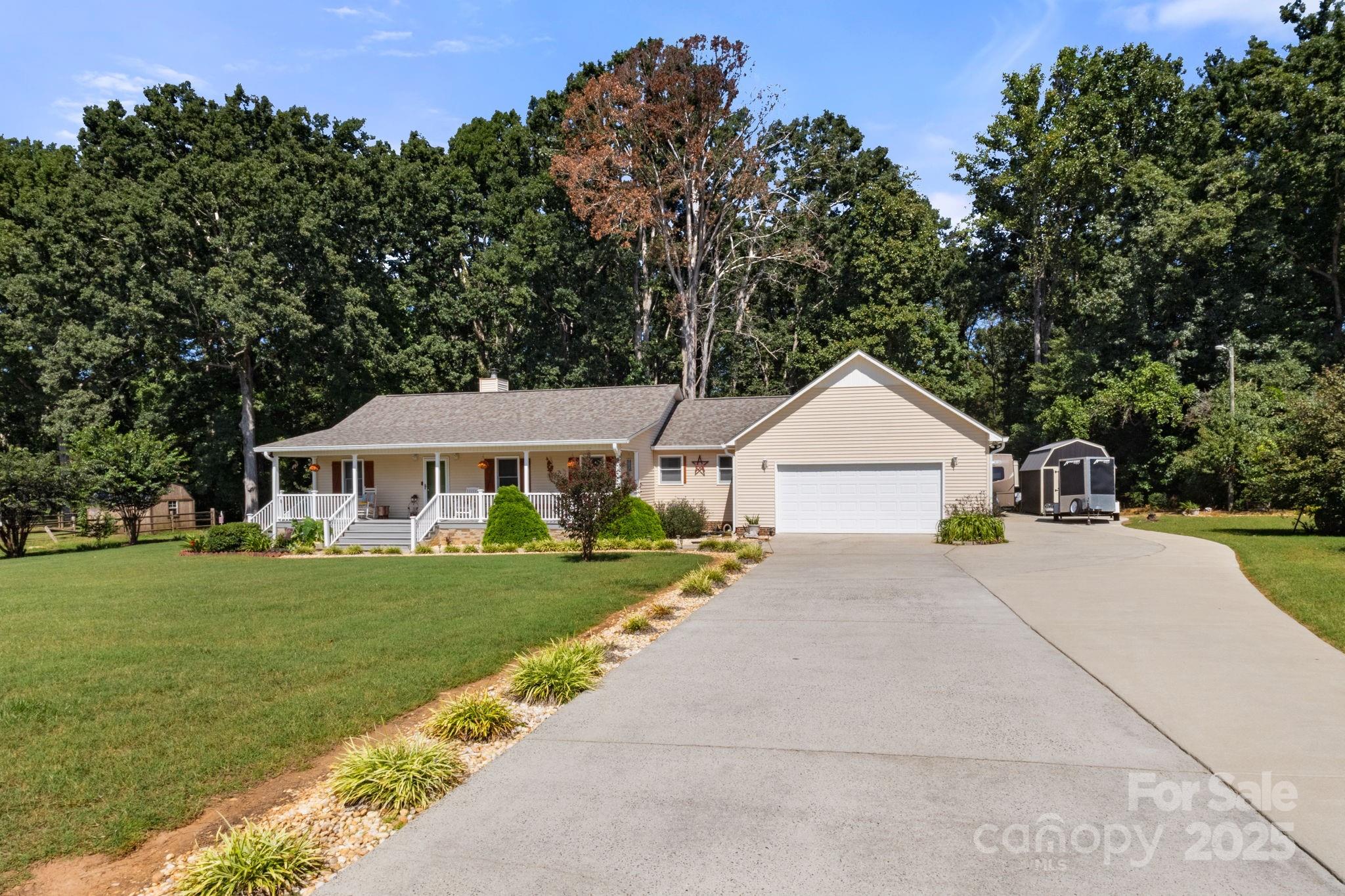 Laurel Glen - Residential