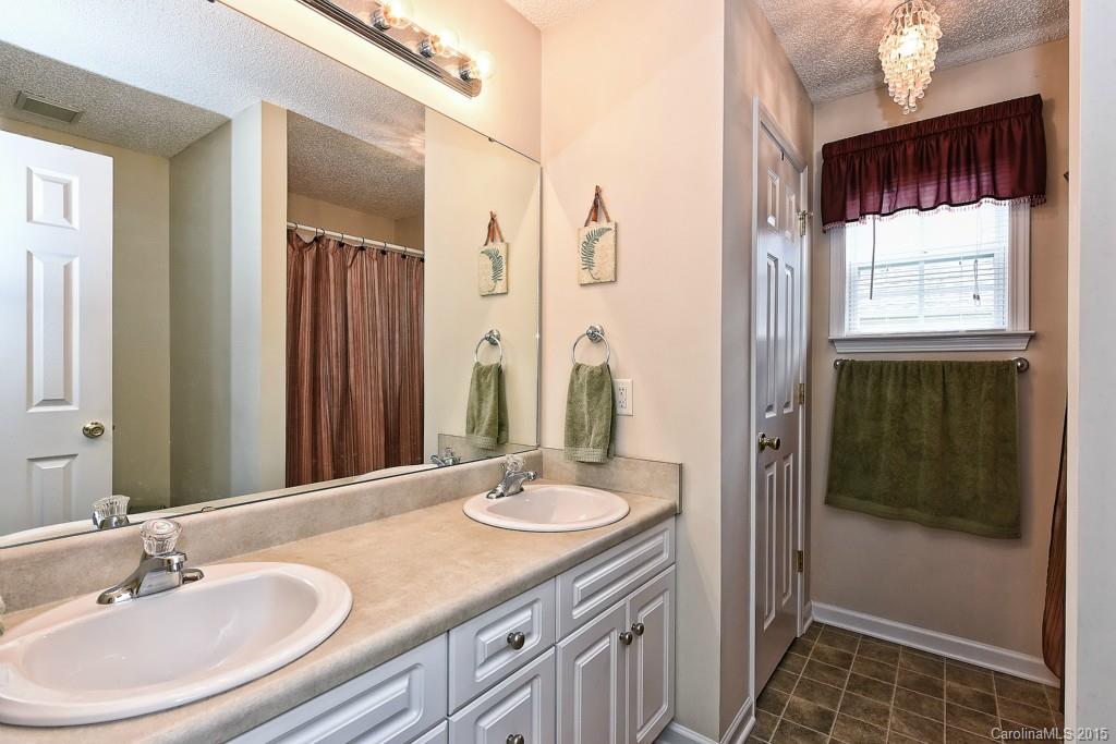 Hallmark Glen - Residential