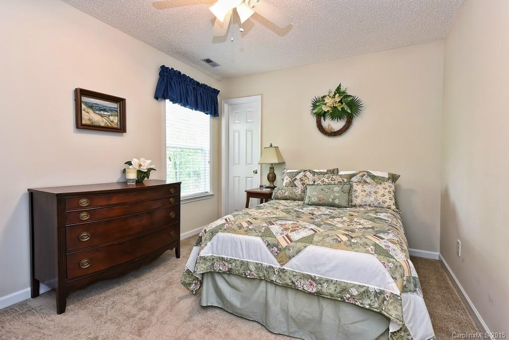 Hallmark Glen - Residential