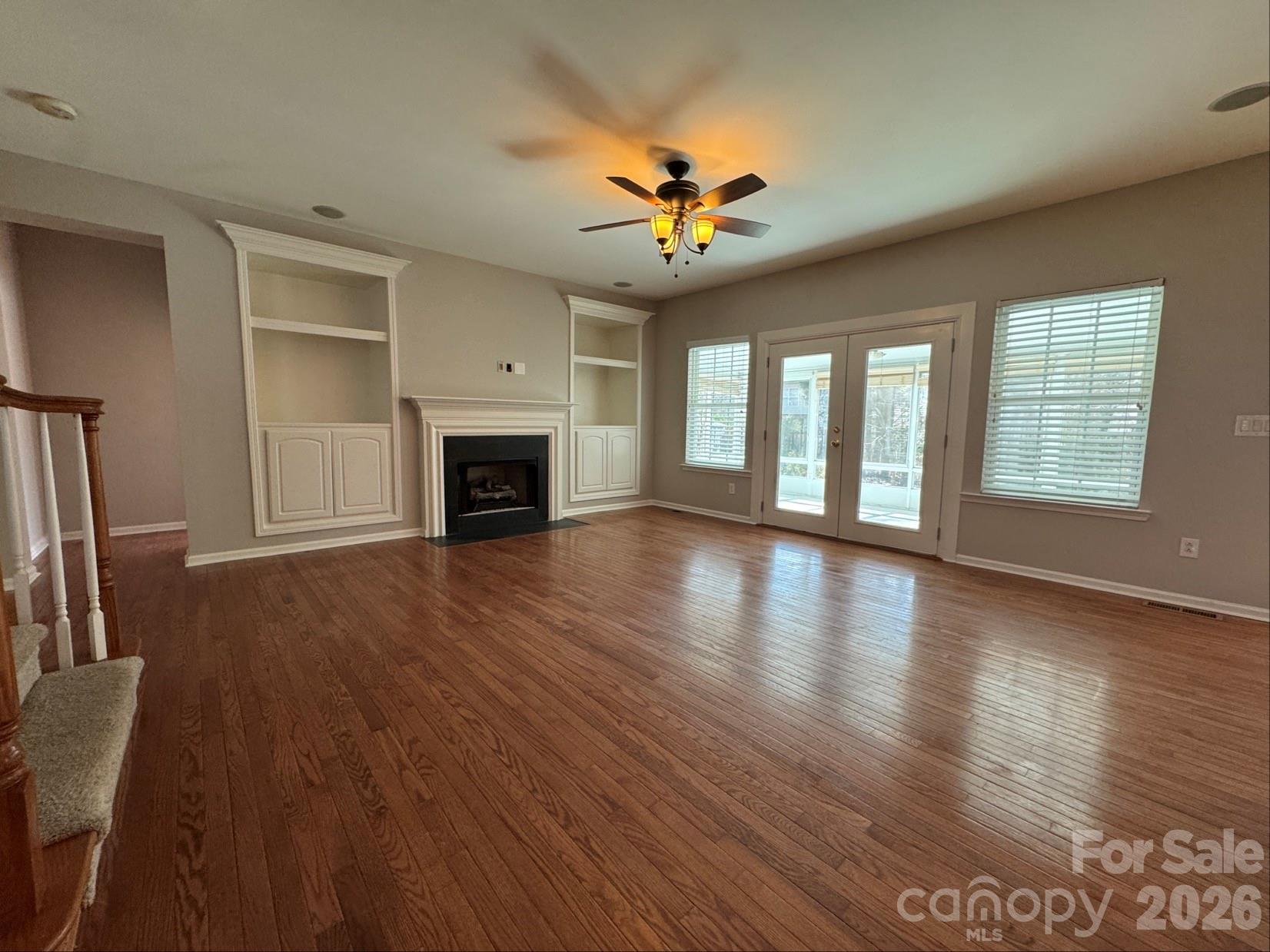 Old Stone Crossing - Residential