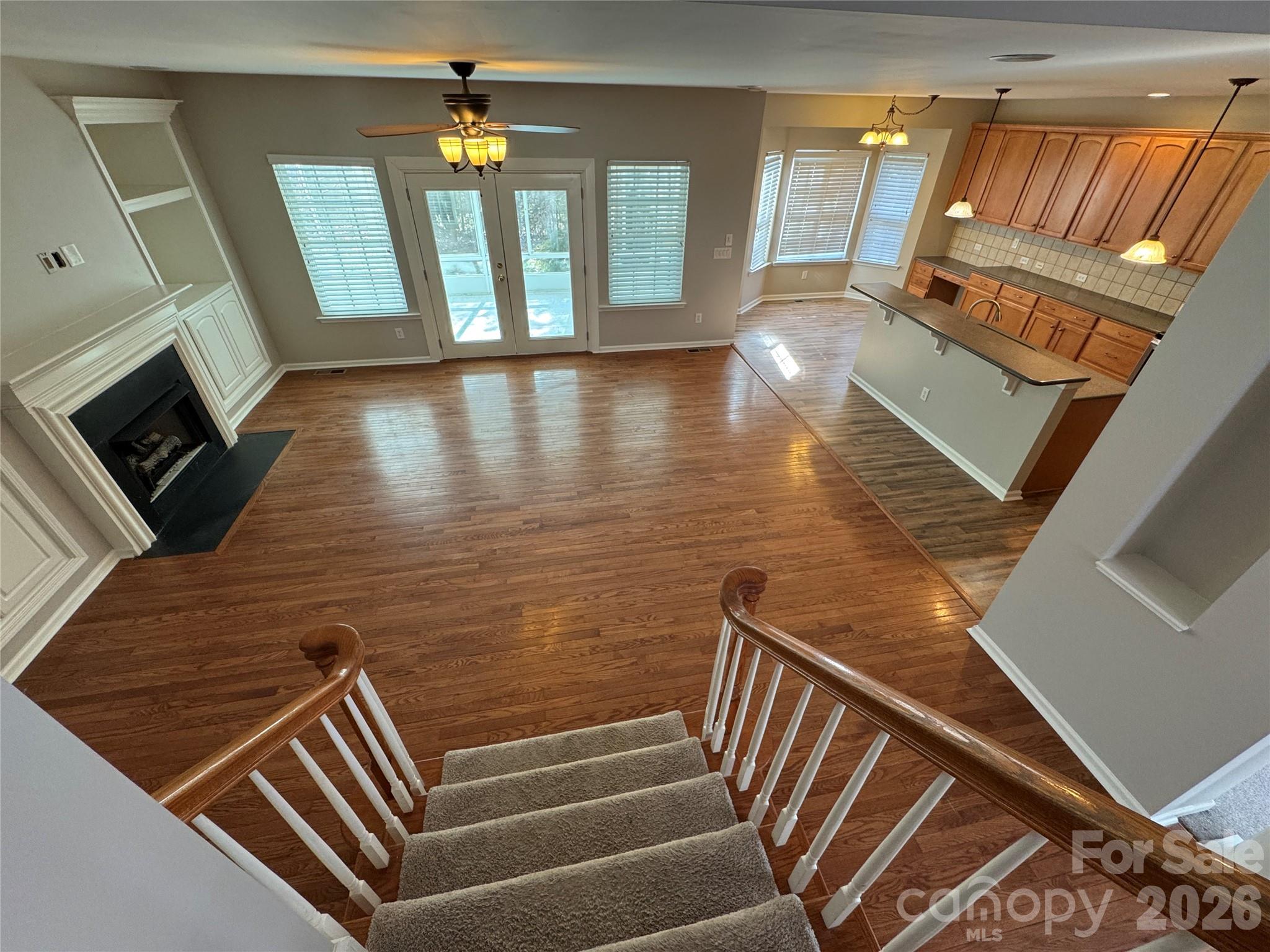 Old Stone Crossing - Residential