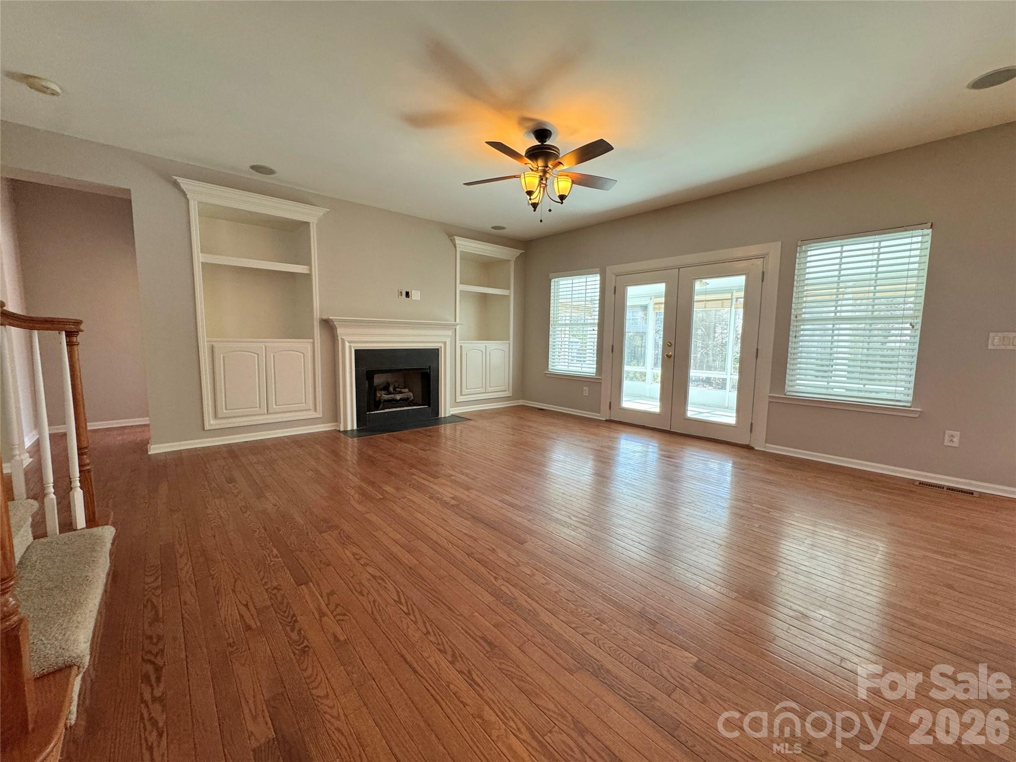 Old Stone Crossing - Residential