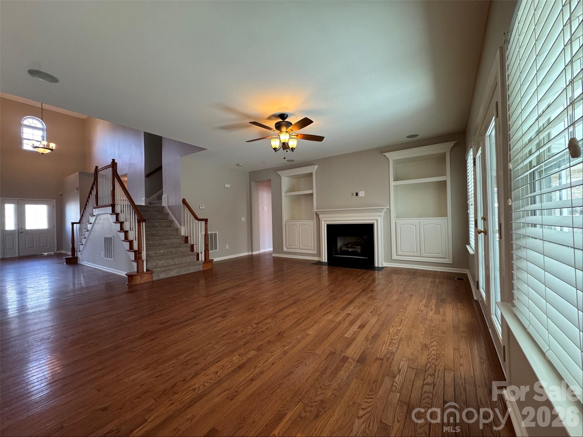 Old Stone Crossing - Residential