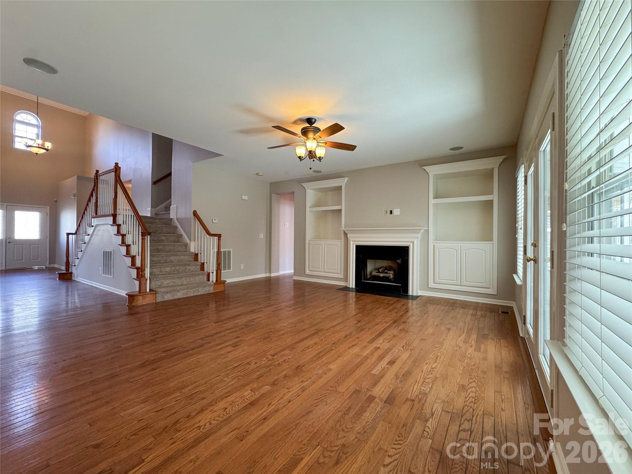 Old Stone Crossing - Residential