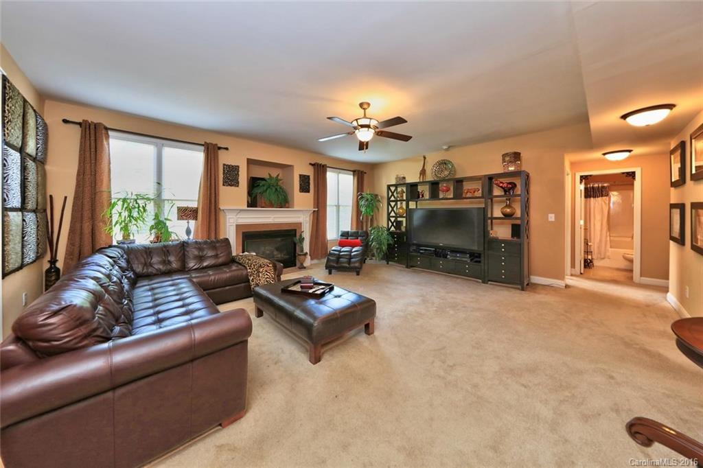 Weatherstone Manor - Residential