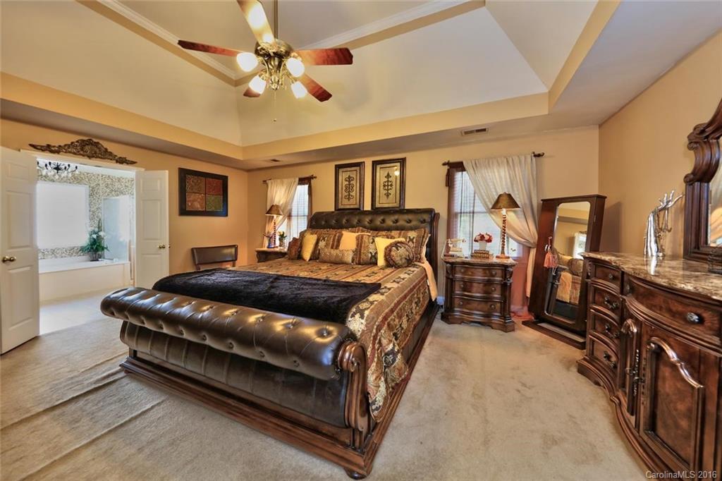 Weatherstone Manor - Residential