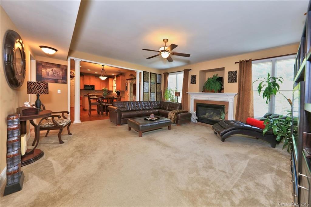 Weatherstone Manor - Residential