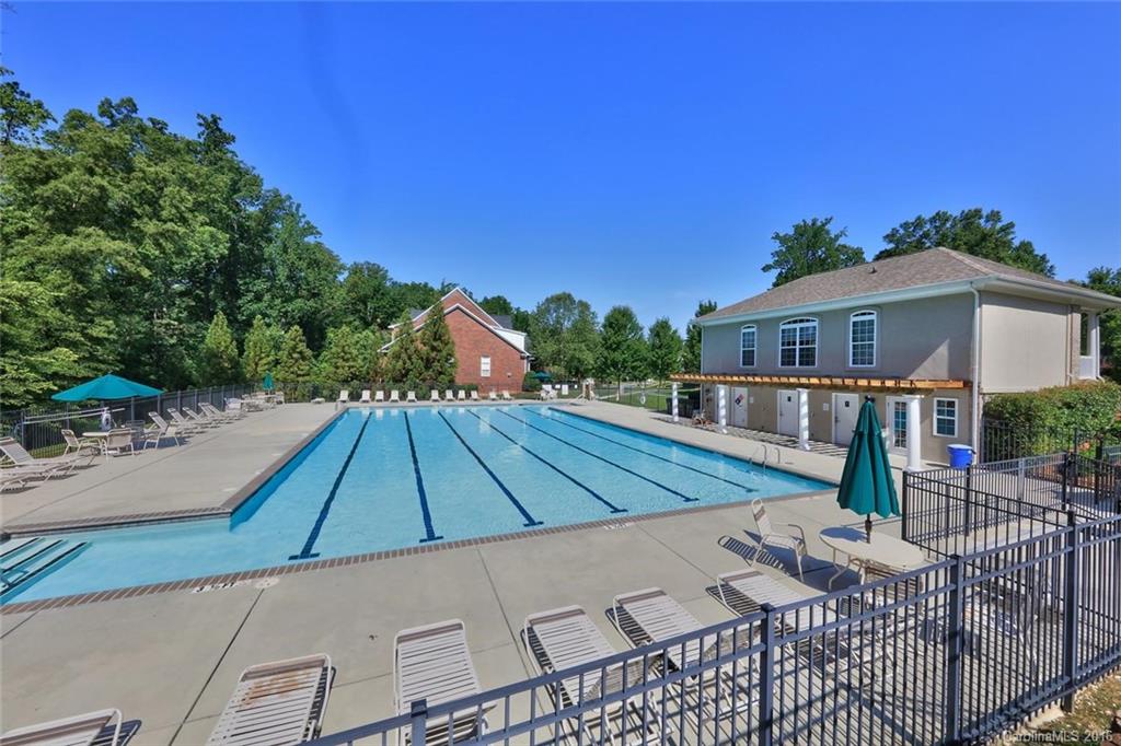 Weatherstone Manor - Residential