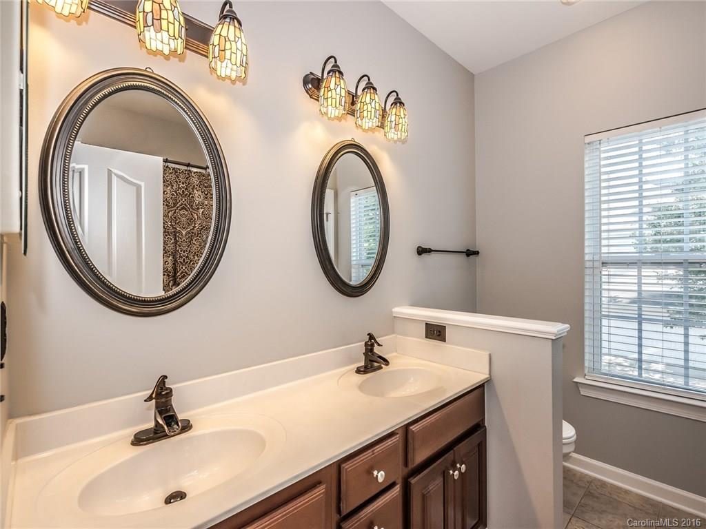 Riviera - Residential