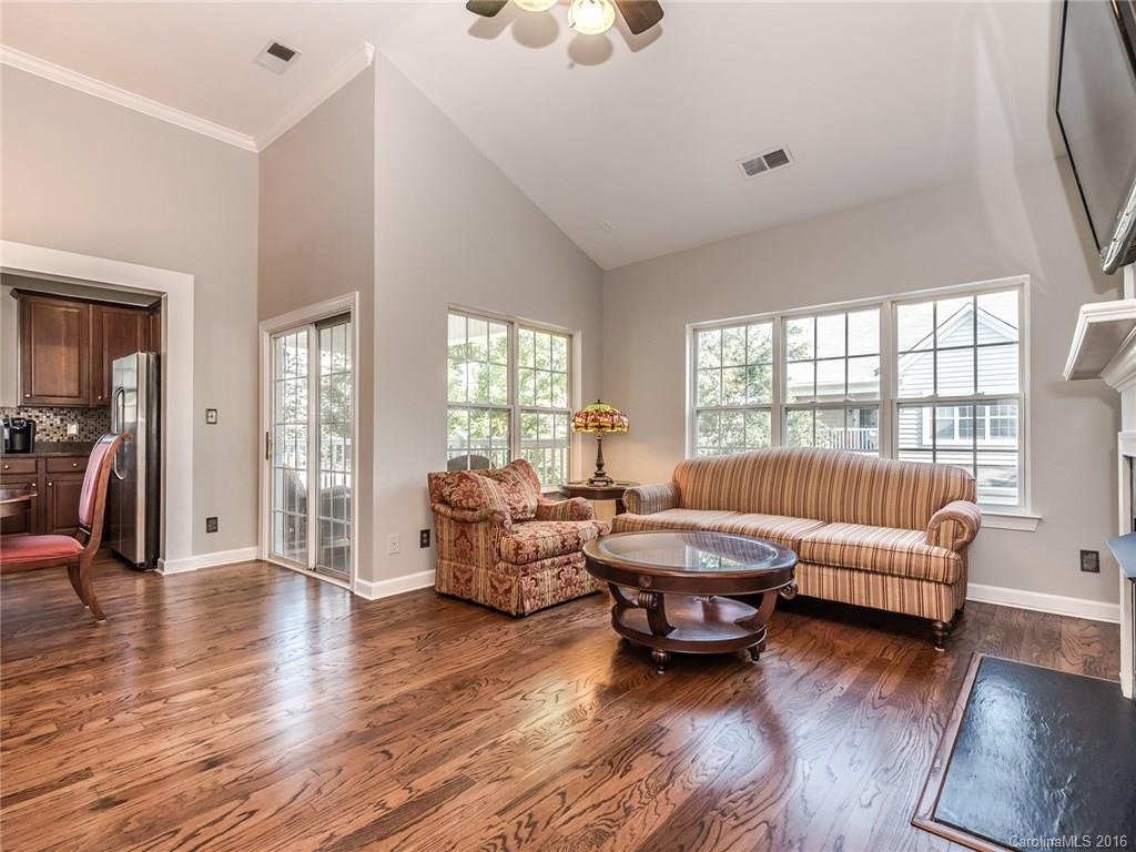 Riviera - Residential