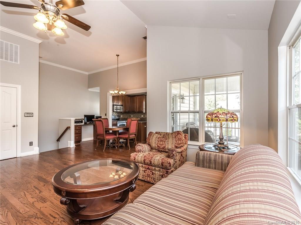 Riviera - Residential