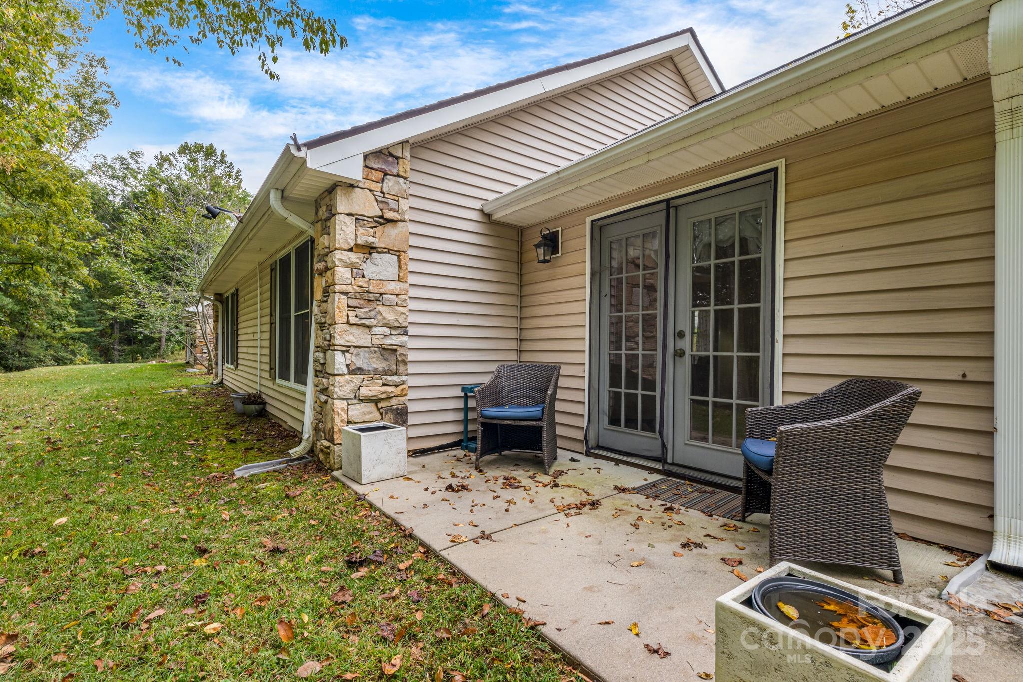 The Hills At Averys Creek - Residential