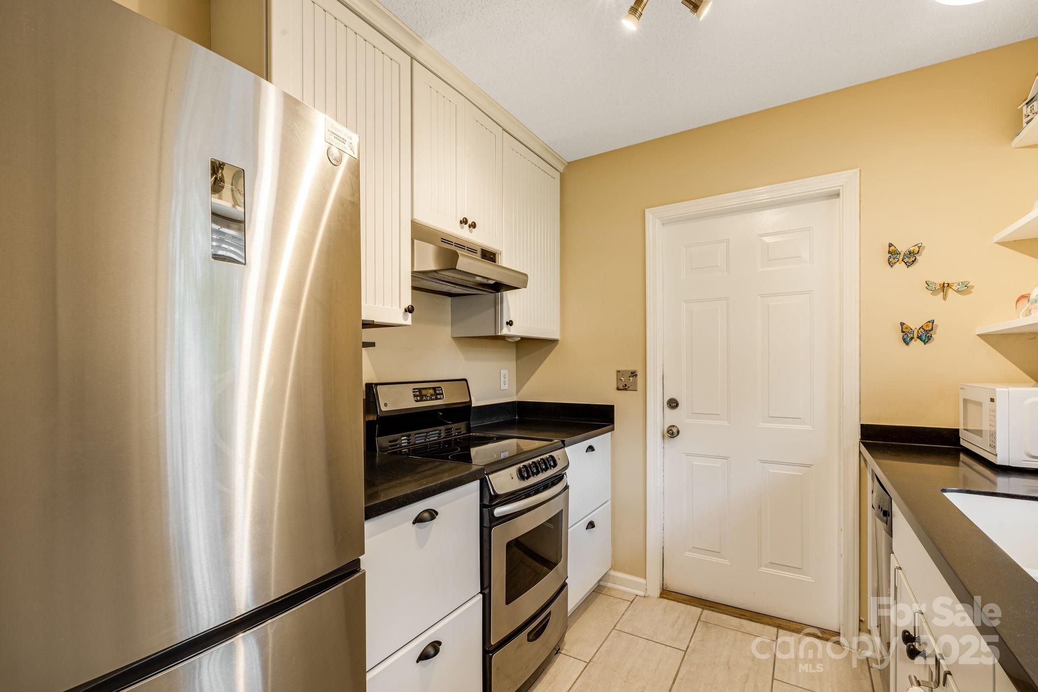 The Hills At Averys Creek - Residential