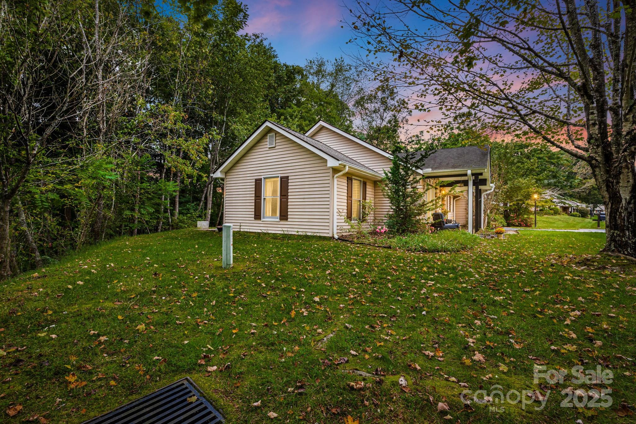 The Hills At Averys Creek - Residential