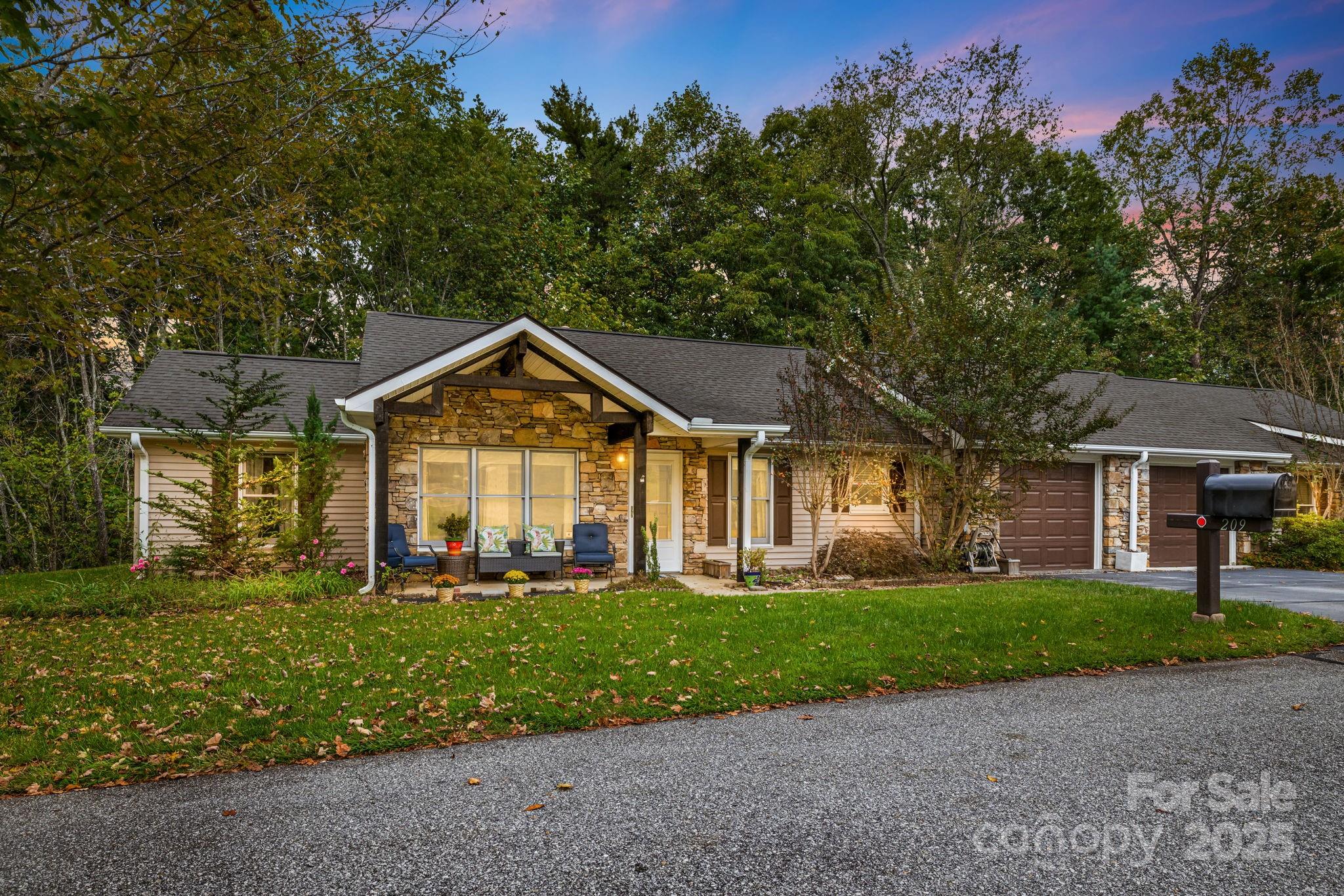 The Hills At Averys Creek - Residential