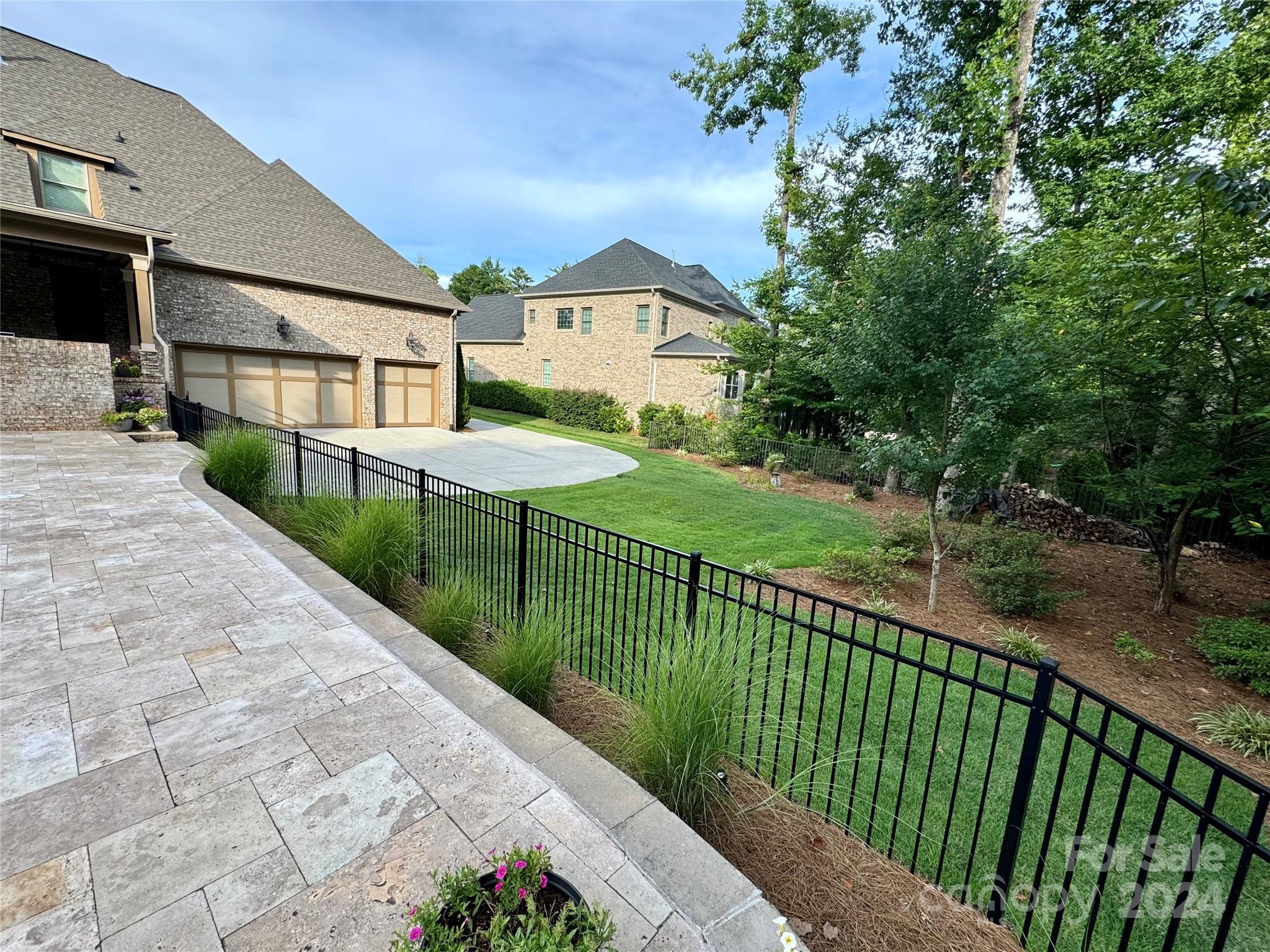 Anniston Grove - Residential