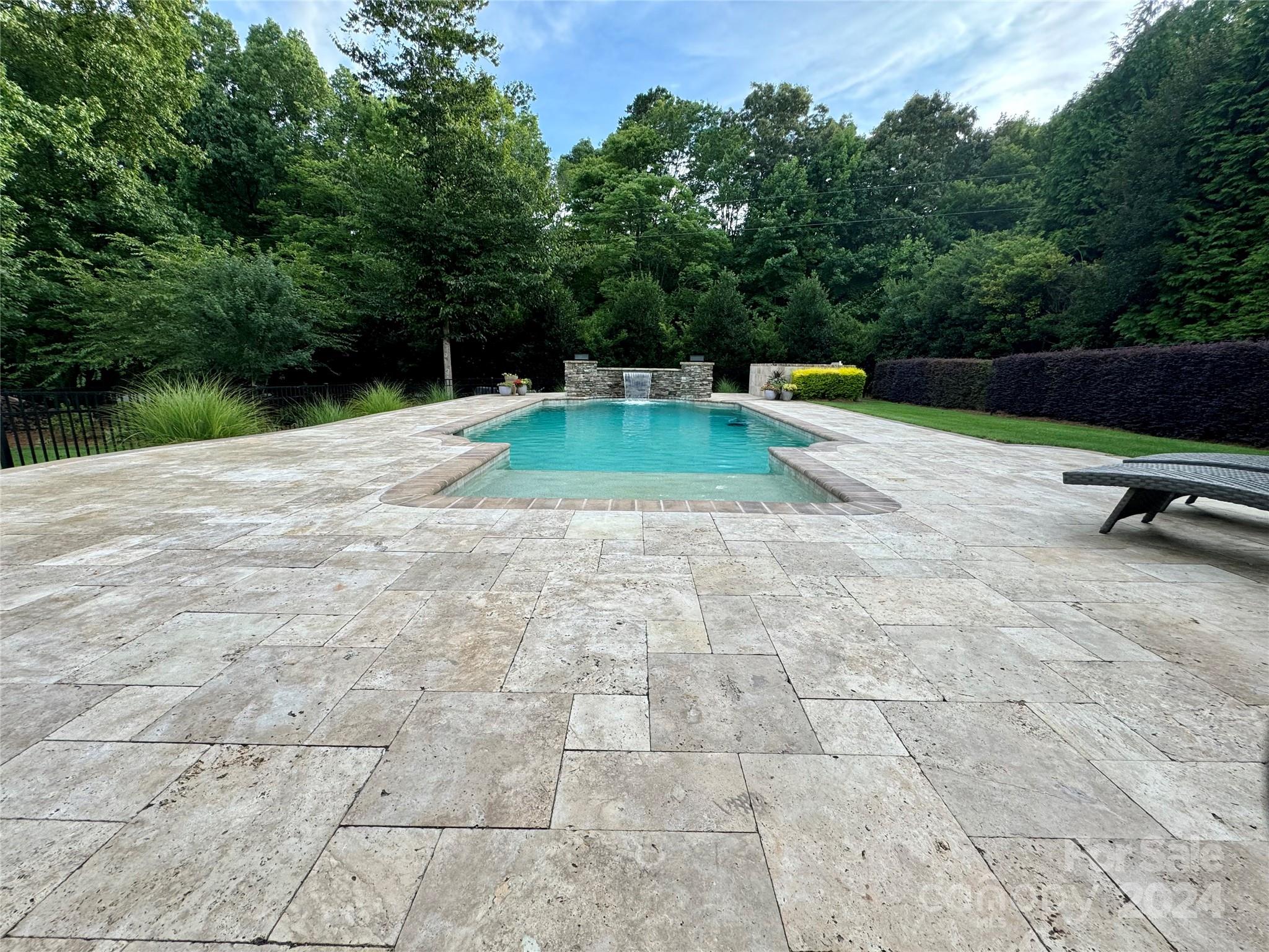 Anniston Grove - Residential