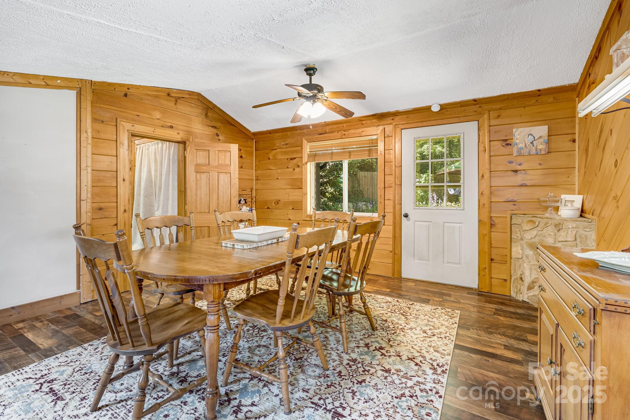 Mountain Shadows - Residential