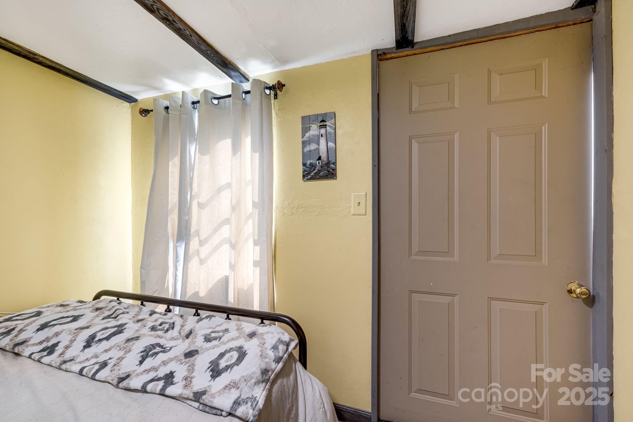 Mountain Shadows - Residential