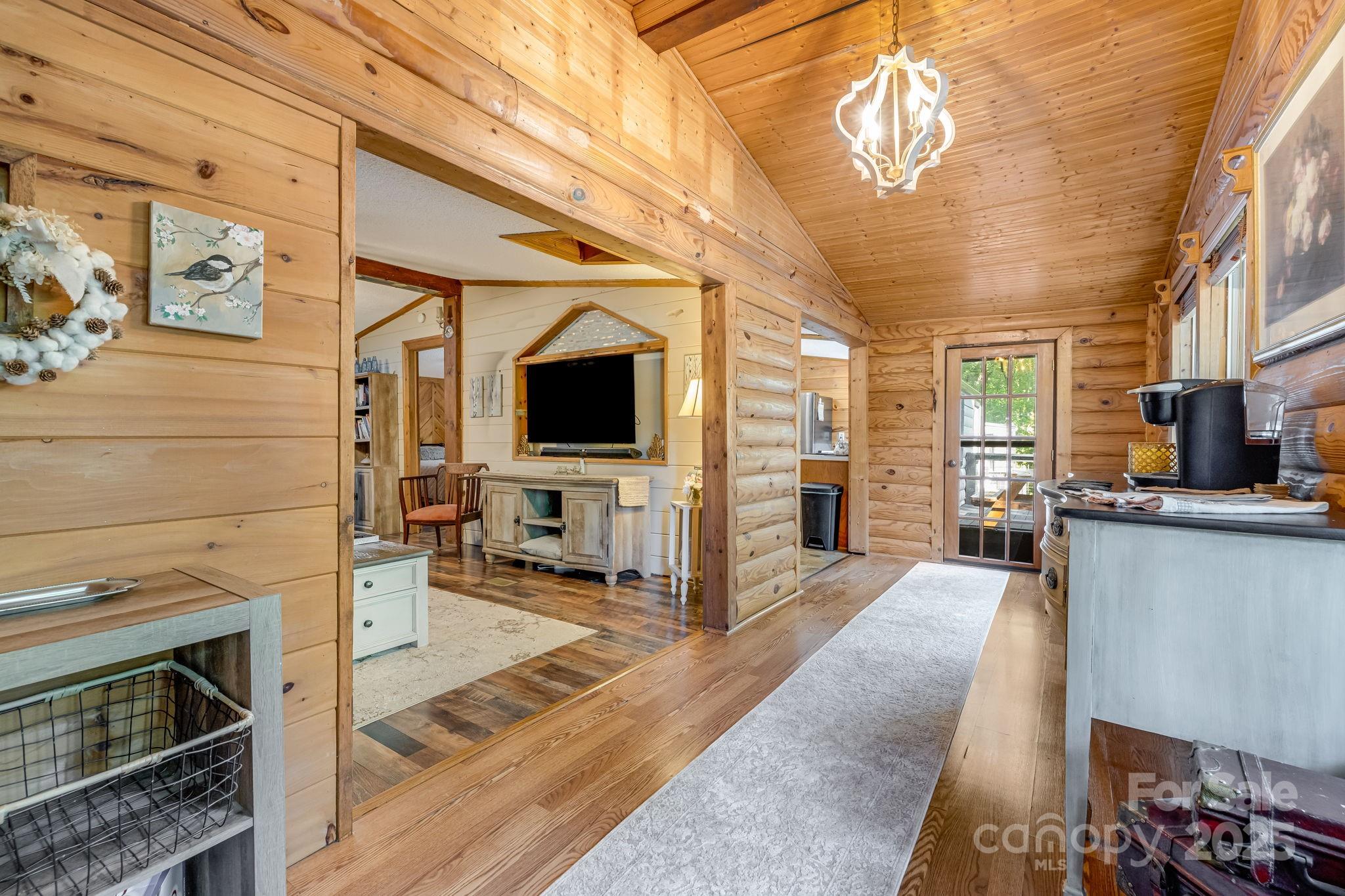 Mountain Shadows - Residential