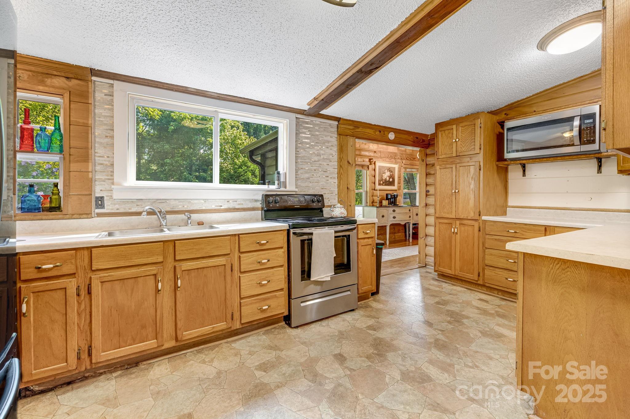 Mountain Shadows - Residential