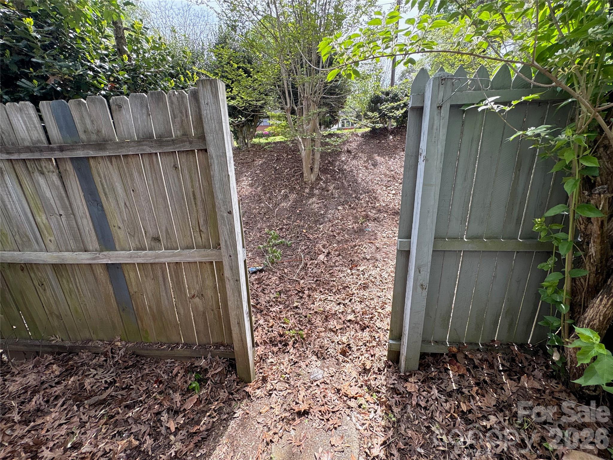 Cliffdwellers Condos - Residential