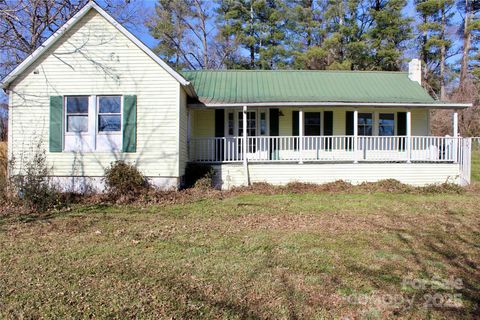 99 Wakefield Drive Hendersonville NC 28792