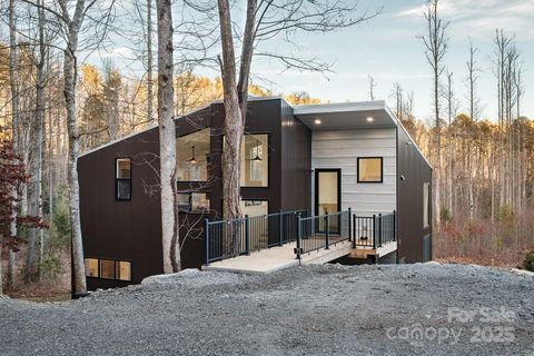 A home in Lake Toxaway