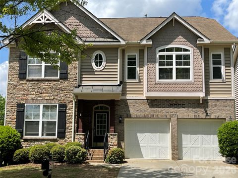 Photo of 8124 Lynwood Square, Waxhaw, NC 28173 (MLS # 4398268)