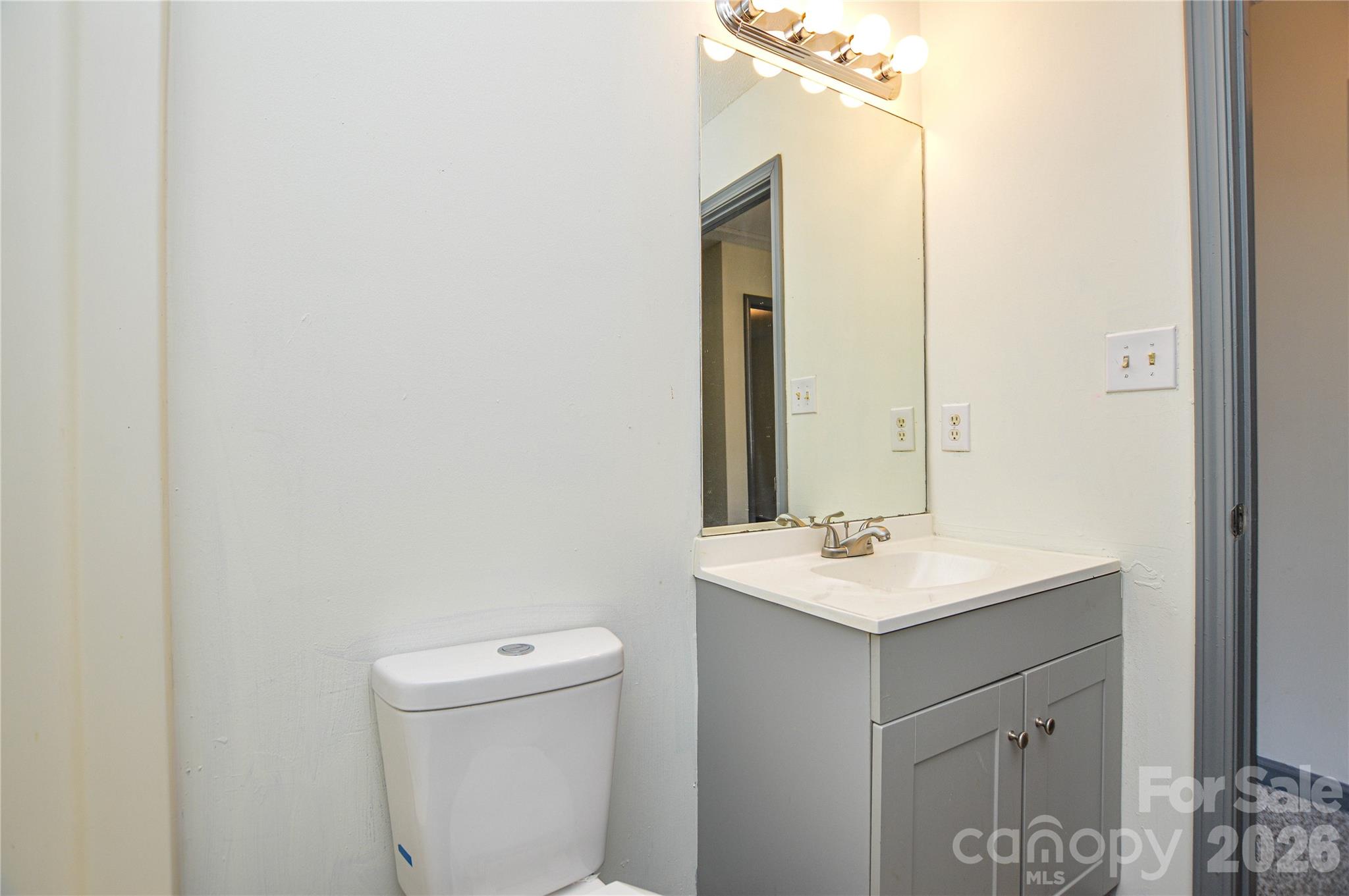 Glenwood Arms Condo - Residential